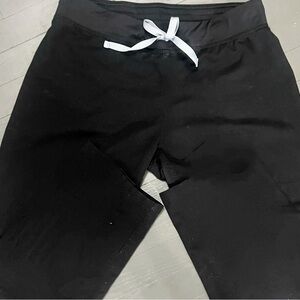 Figs scrubs Medium petite WILL BUNDLE all figs or sell separately! Make offer!